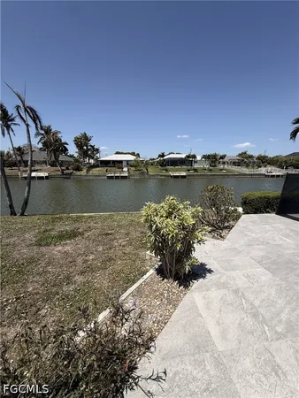 $2,300 | 1414 Southeast 6th Avenue, Cape Coral, FL 33990