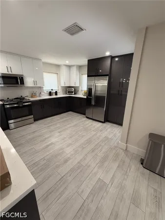 $2,300 | 1414 Southeast 6th Avenue, Cape Coral, FL 33990