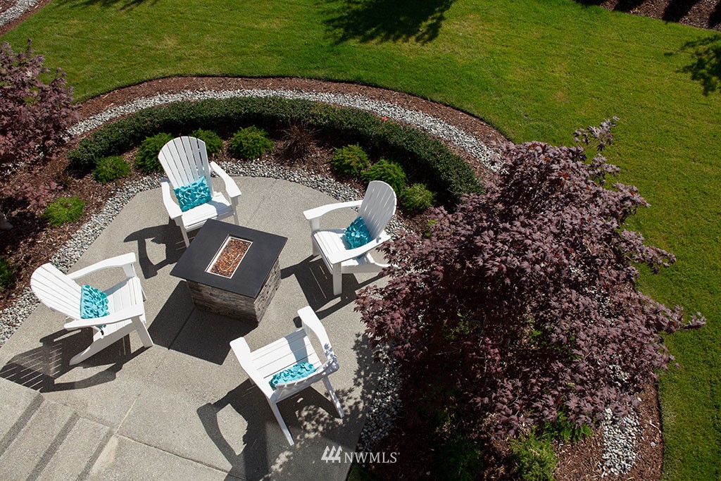 824 Lyons Avenue Northeast Renton, WA 98059 - Photo 9 of 15 Gallery Image 9