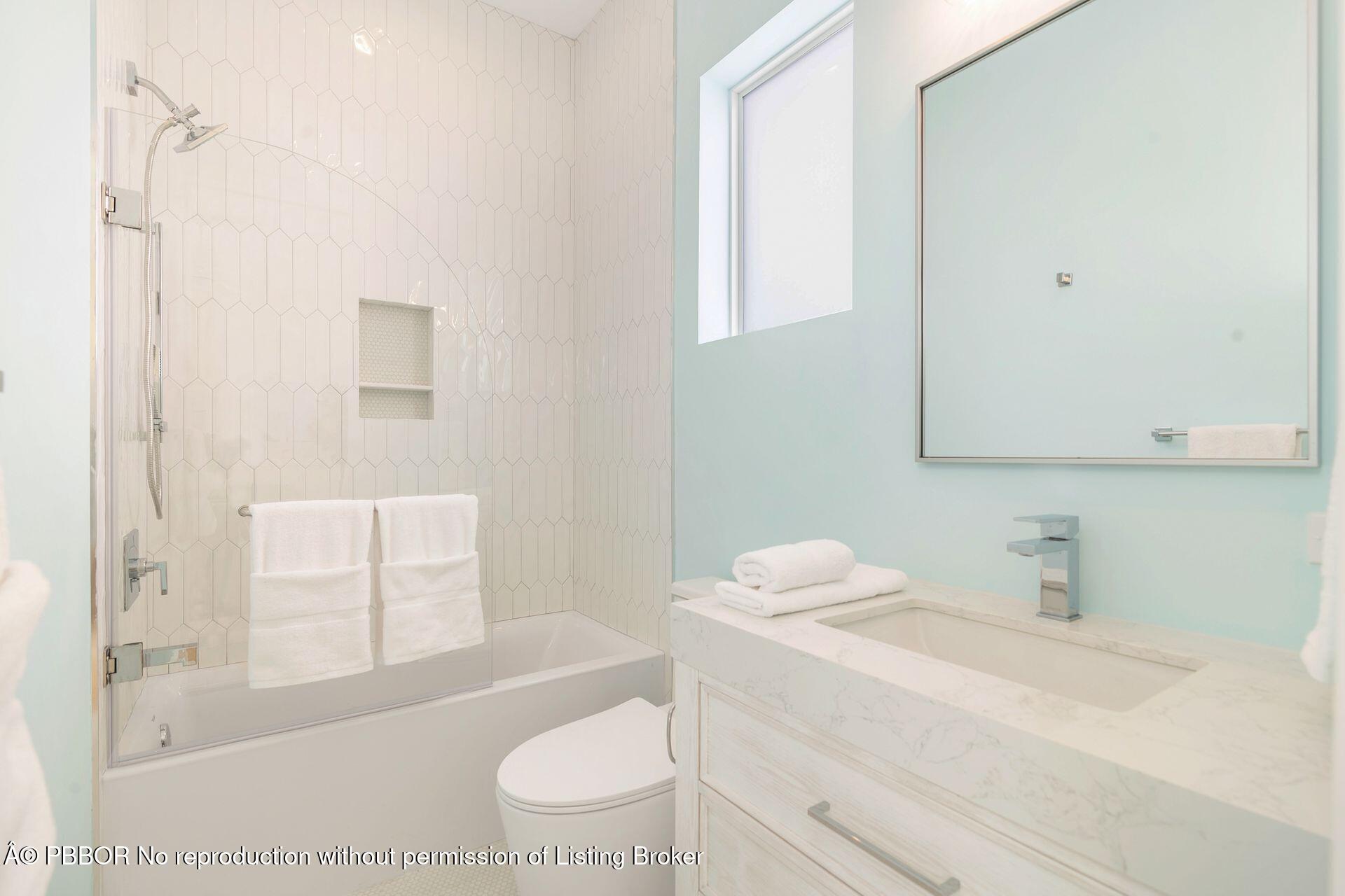 369 Avila Road West Palm Beach, FL 33405 - Photo 46 of 58 Bathroom 5