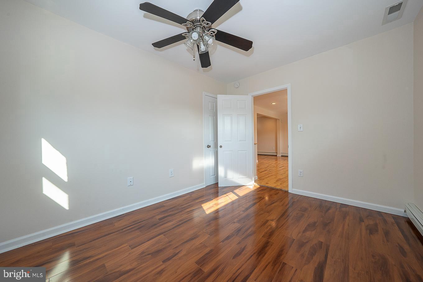 6950 Fowler Street Philadelphia, PA 19128 - Photo 11 of 24