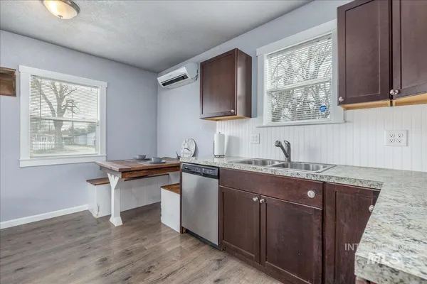 $250,000 | 615 South 4th Avenue, Caldwell, ID 83605