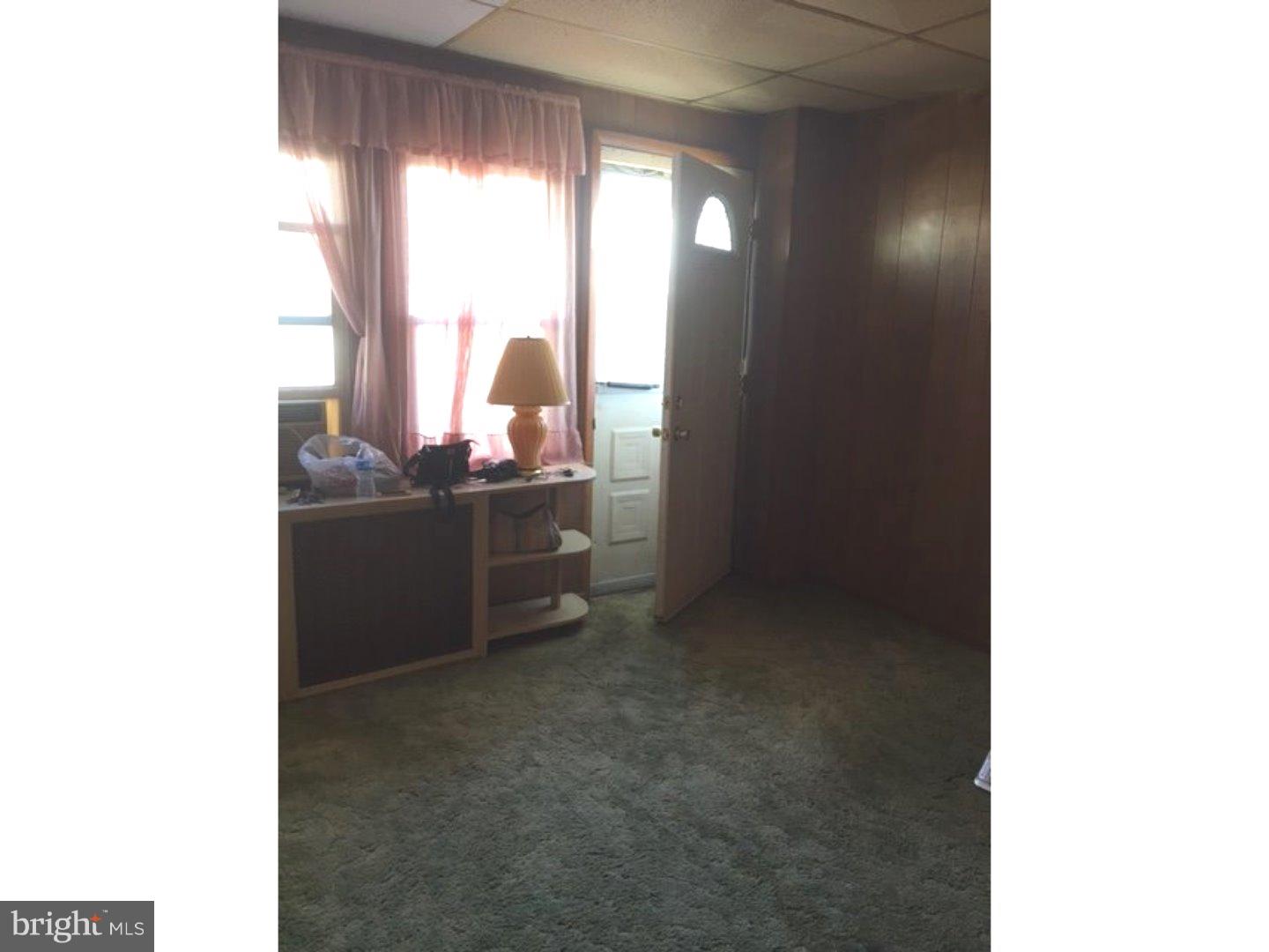 156 Westdale Road Upper Darby, PA 19082 - Photo 2 of 15 Sun Room