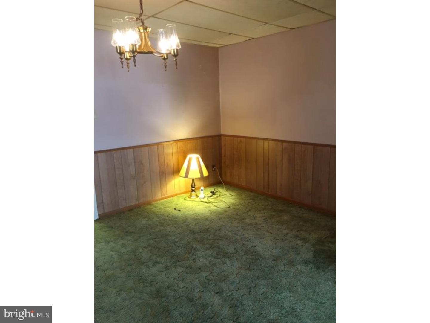 156 Westdale Road Upper Darby, PA 19082 - Photo 5 of 15 Dining Room