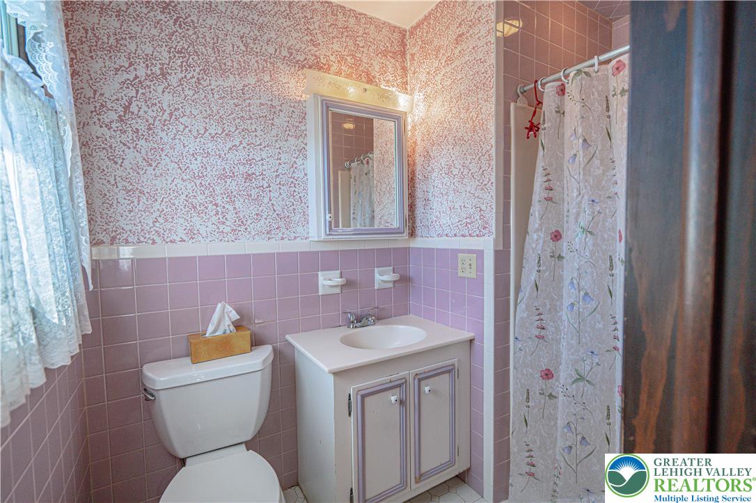 2820 Keystone Street Bethlehem, PA 18020 - Photo 15 of 39 Gallery Image 15