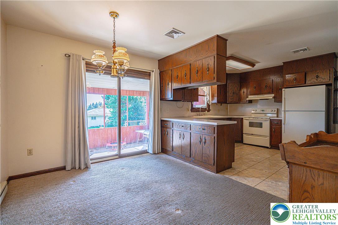 2820 Keystone Street Bethlehem, PA 18020 - Photo 6 of 39 Gallery Image 6