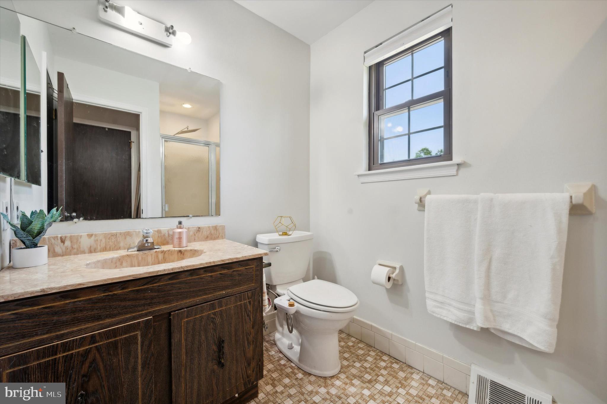 31 Barren Road Media, PA 19063 - Photo 25 of 35 Primary Bathroom