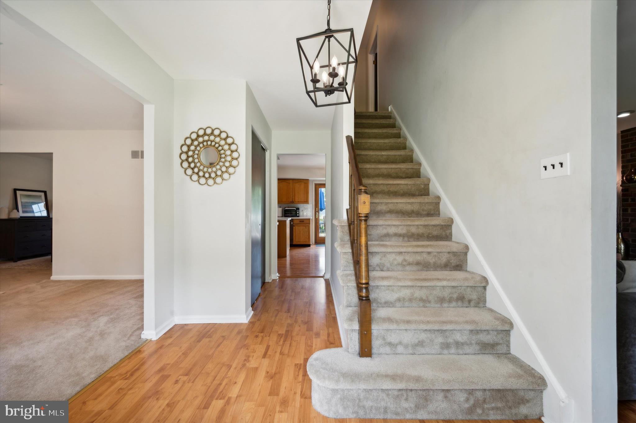 31 Barren Road Media, PA 19063 - Photo 3 of 35 Foyer