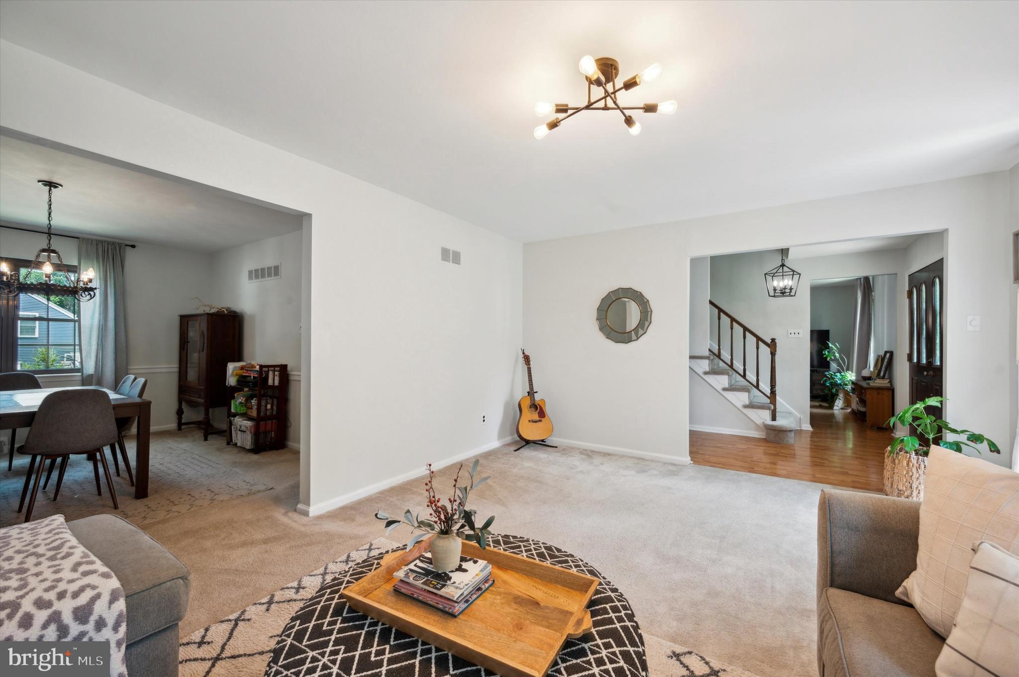 31 Barren Road Media, PA 19063 - Photo 9 of 35 Living Room