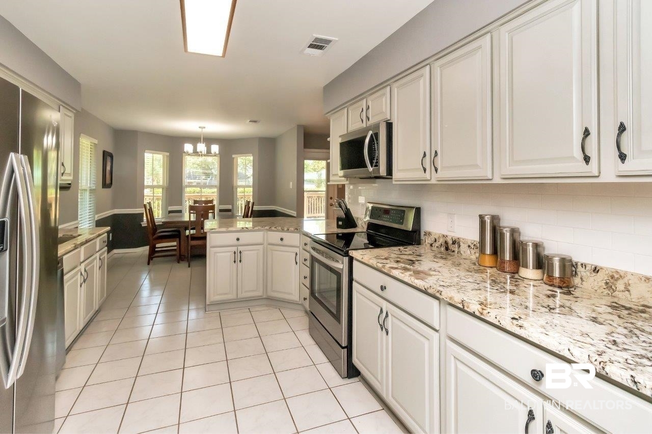 2230 Cresting Court Mobile, AL 36695 - Photo 11 of 31