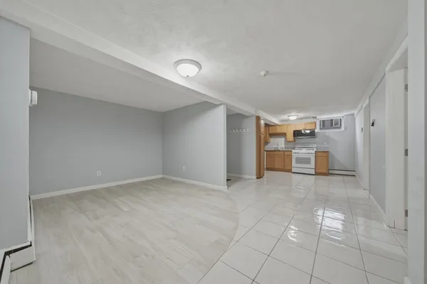 a view of a livingroom with an empty space