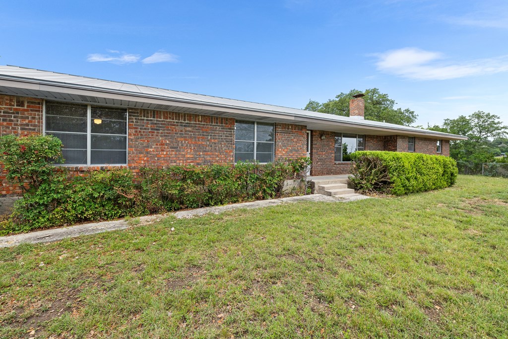 168 Stoney Hills Road Center Point, TX 78010 - Photo 8 of 32