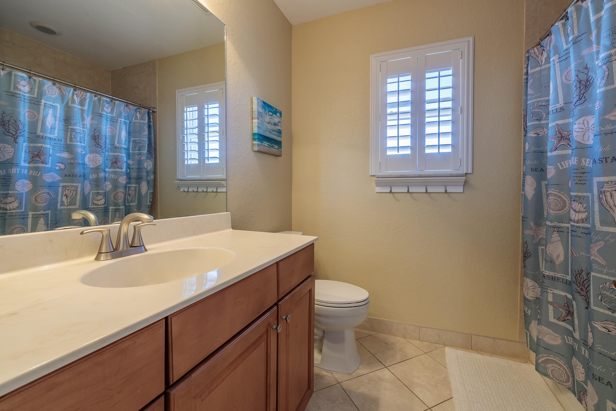 3285 Southwest Porpoise Circle Stuart, FL 34997 - Photo 29 of 69 Bathroom 2