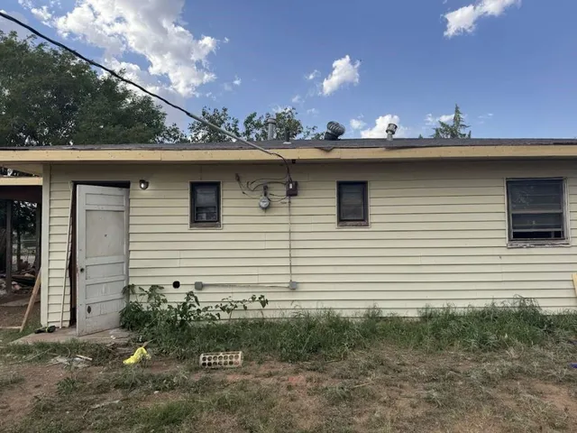 $69,629 | 506 East Ursuline Street, Lubbock, TX 79403