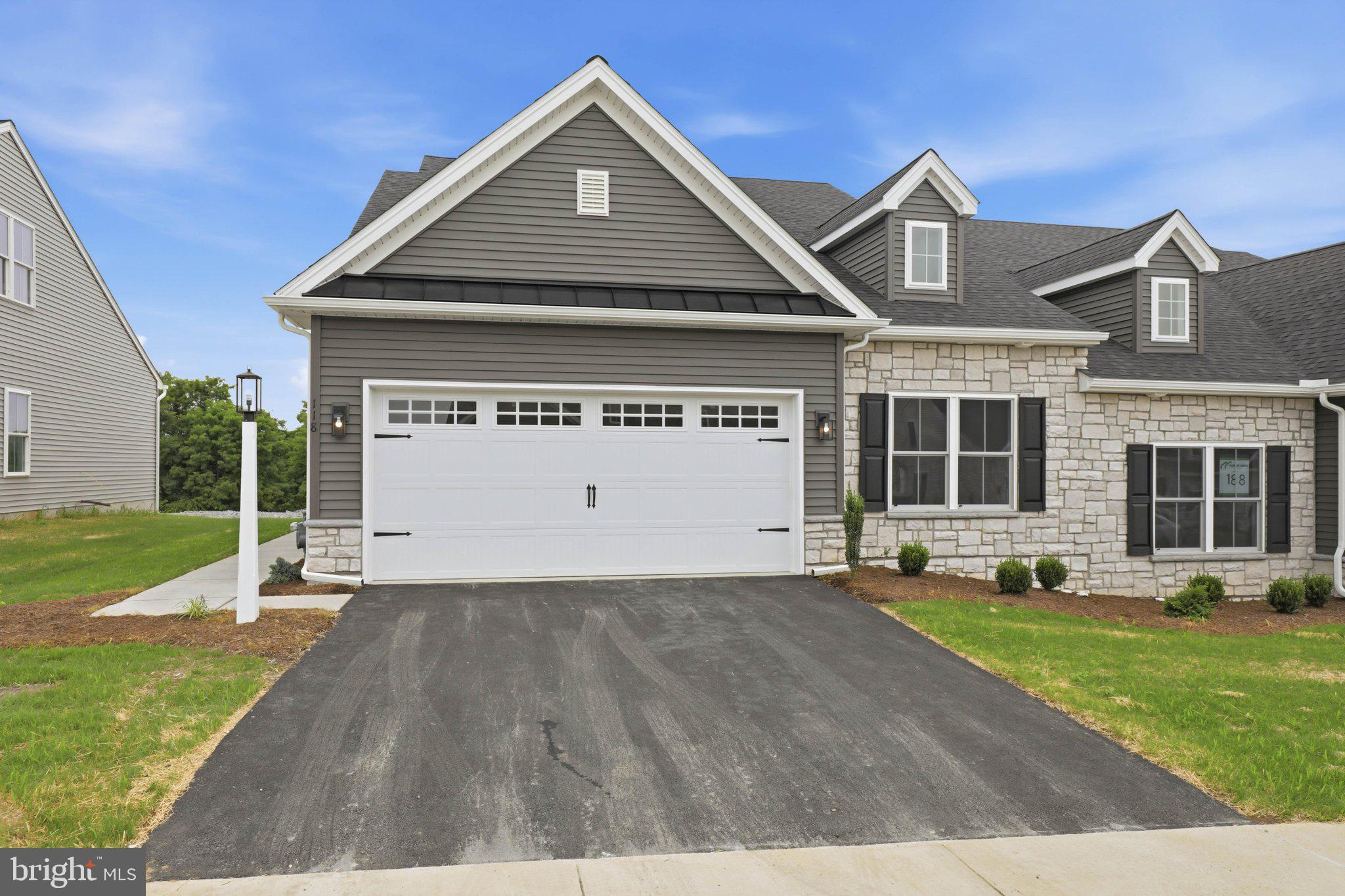 26 Waterleaf Road Lancaster, PA 17603 - Photo 3 of 38