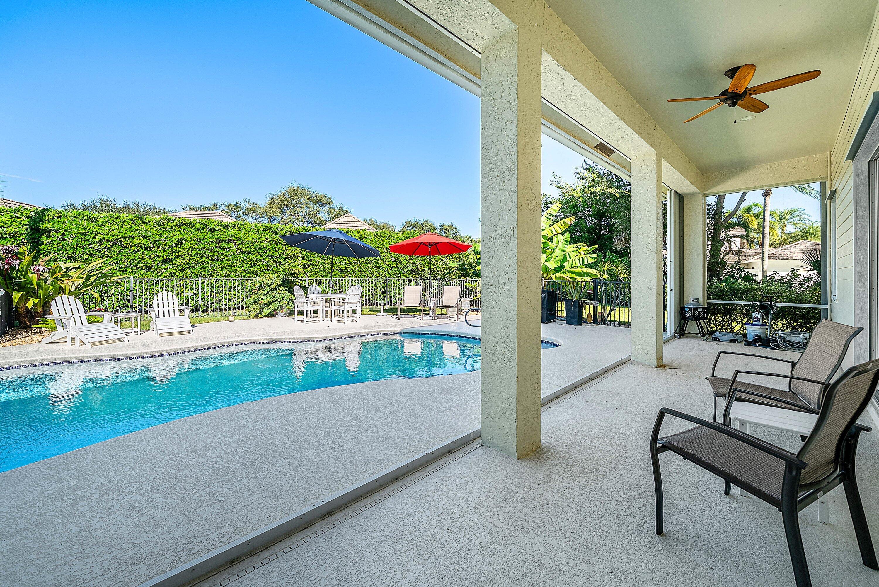 18670 Southeast Lakeside Way Jupiter, FL 33469 - Photo 36 of 56 a outdoor view with a sitting space