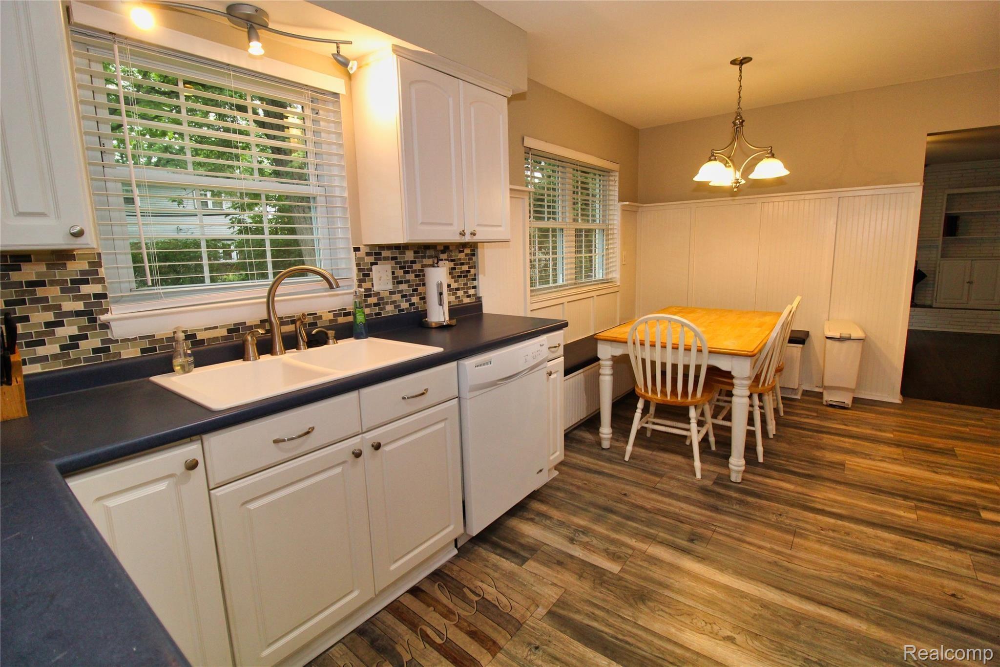 32464 Woody Road Fraser, MI 48026 - Photo 19 of 43 32464+Woody+Fraser-18-original-Kitchen.jpeg