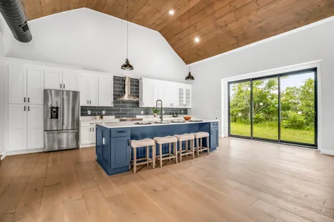 $745,000 | 3351 Georgesville-Wrightsville Road, Grove City, OH 43123