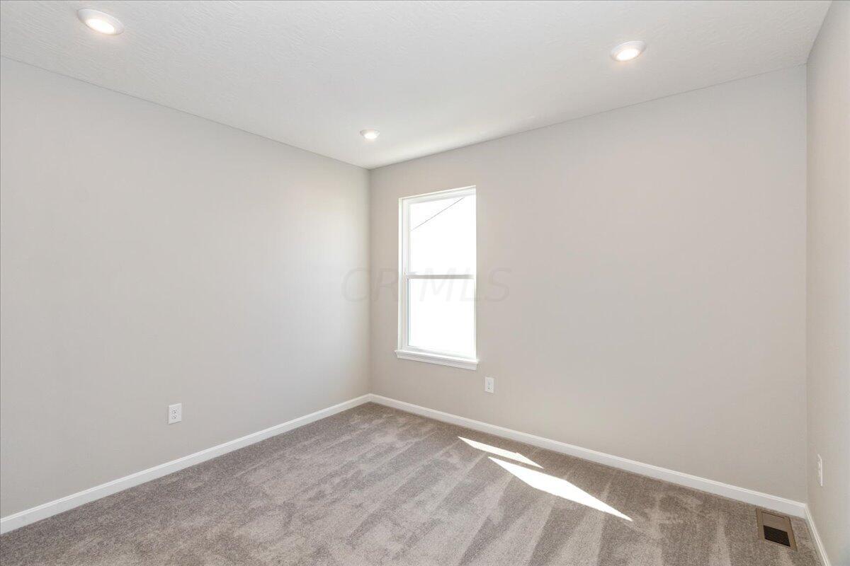 453 Randall Road Delaware, OH 43015 - Photo 27 of 37 27-Bedroom 3