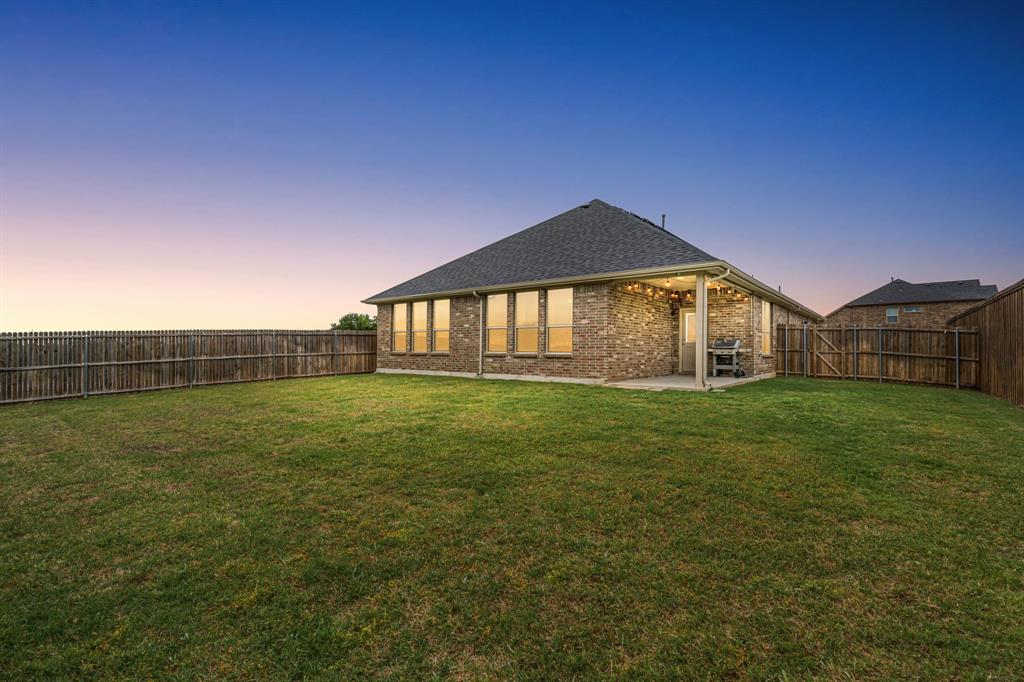1443 Fox Hollow Road Krum, TX 76249 - Photo 38 of 39