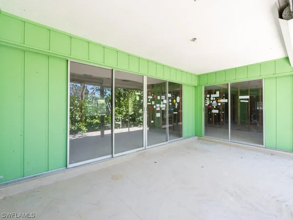 a view of a entryway