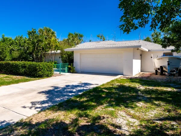 $859,000 | 1113 Skiff Place, Sanibel, FL 33957