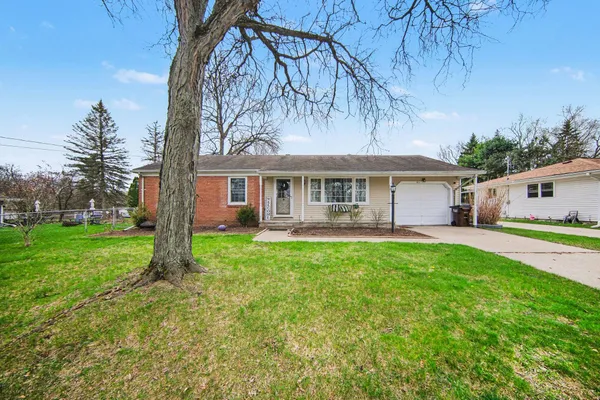 $260,000 | 411 Park Road, Jackson, MI 49203