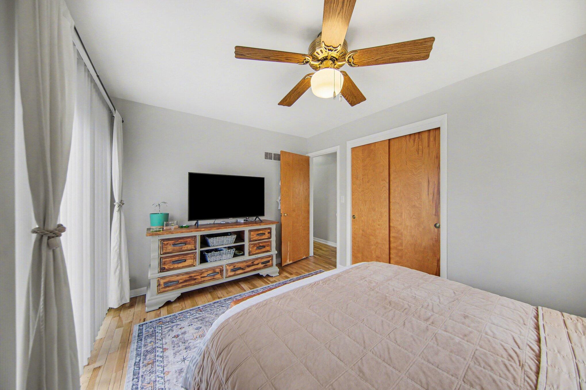 411 Park Road Jackson, MI 49203 - Photo 17 of 37 017_file_4714