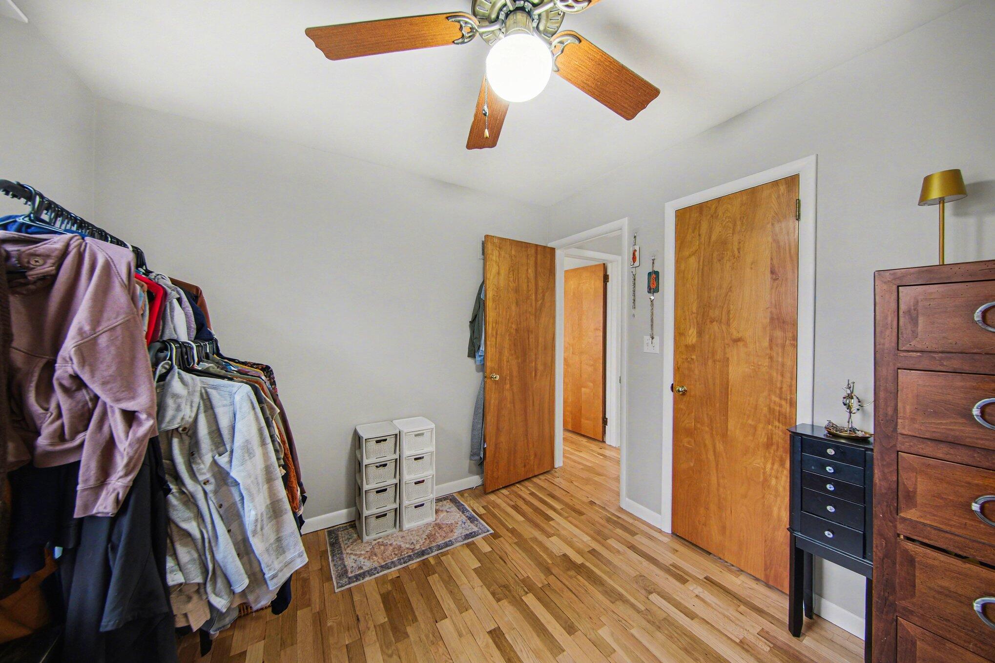 411 Park Road Jackson, MI 49203 - Photo 18 of 37 018_file_2495