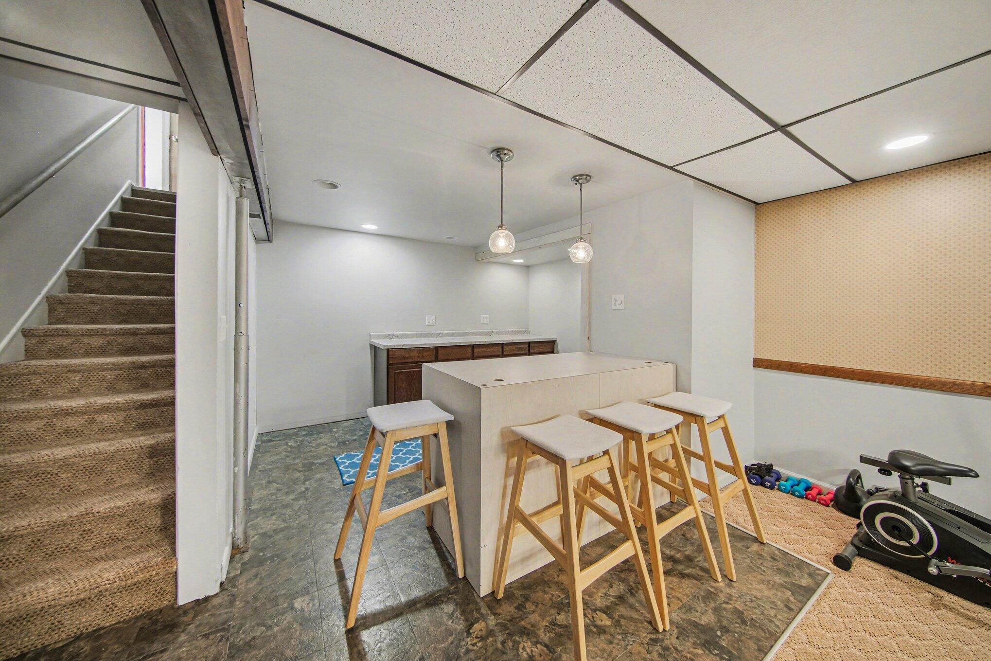 411 Park Road Jackson, MI 49203 - Photo 24 of 37 024_file_4256