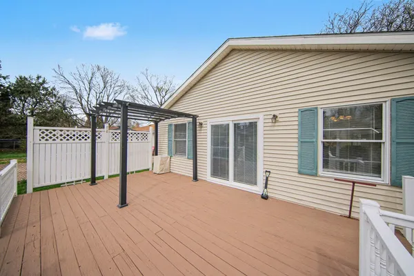 $260,000 | 411 Park Road, Jackson, MI 49203