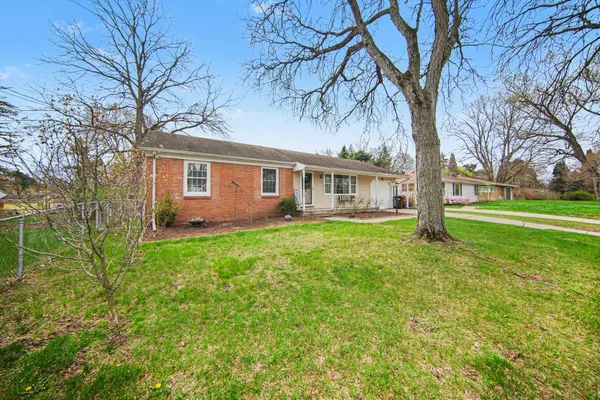 $260,000 | 411 Park Road, Jackson, MI 49203