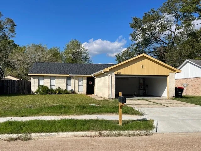 $208,700 | 12019 Kings Grove Drive, Houston, TX 77044