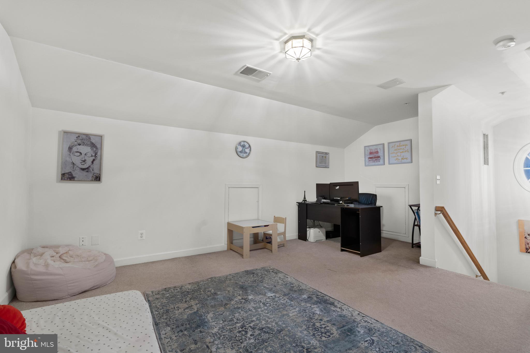 12461 Rose Path Circle Fairfax, VA 22033 - Photo 33 of 43 a living room with furniture