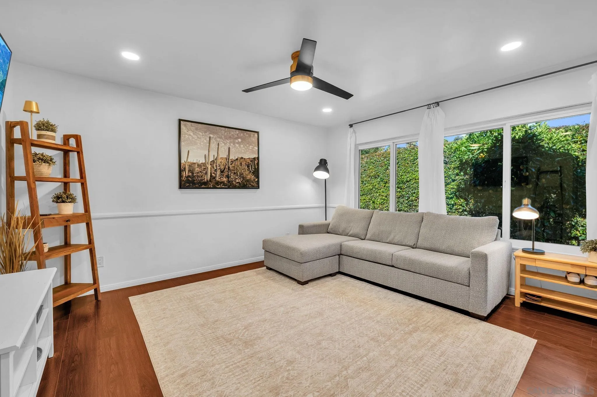917 Chestnut Street Escondido, CA 92025 - Photo 9 of 45