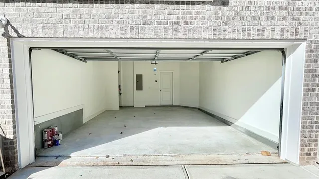 $2,250 | 5370 Brooklands Drive, Lithonia, GA 30058