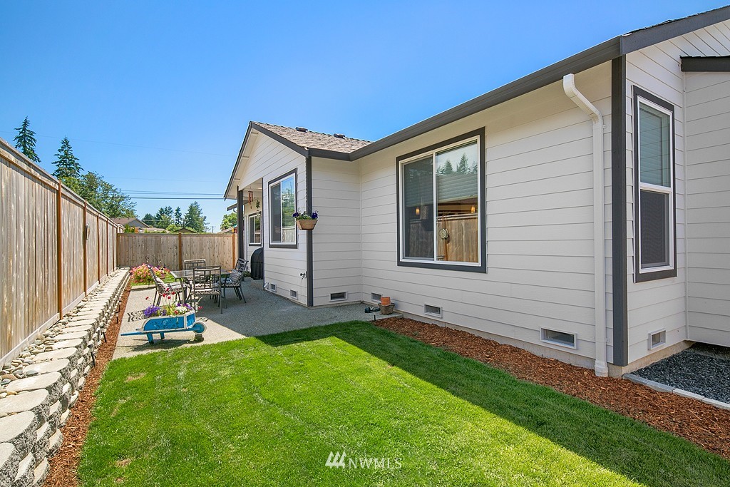 15529 42nd Drive Southeast Bothell, WA 98012 - Photo 18 of 18 Gallery Image 18