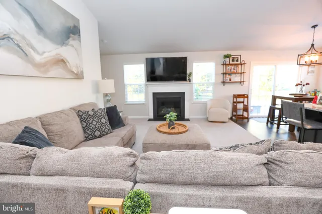 $430,000 | 3914 Afleet Alex Way, Harrisburg, PA 17110