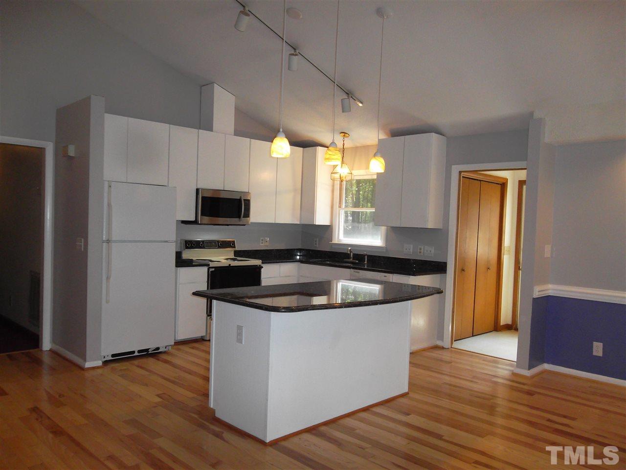 2608 Denbigh Court Raleigh, NC 27604 - Photo 4 of 17