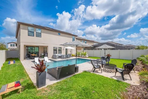 $685,000 | 14613 Red Castle Avenue, Lithia, FL 33547