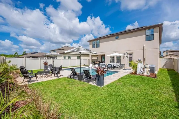 $685,000 | 14613 Red Castle Avenue, Lithia, FL 33547