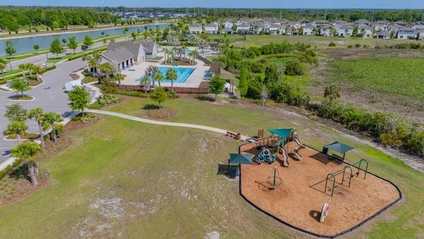 $685,000 | 14613 Red Castle Avenue, Lithia, FL 33547