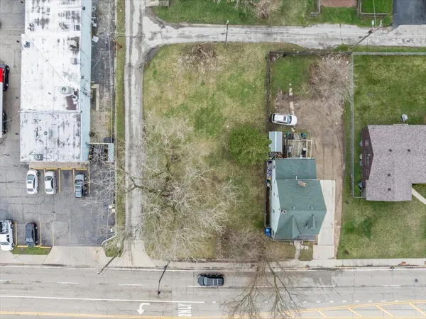 $60,000 | 2130 Lewis Avenue, North Chicago, IL 60064