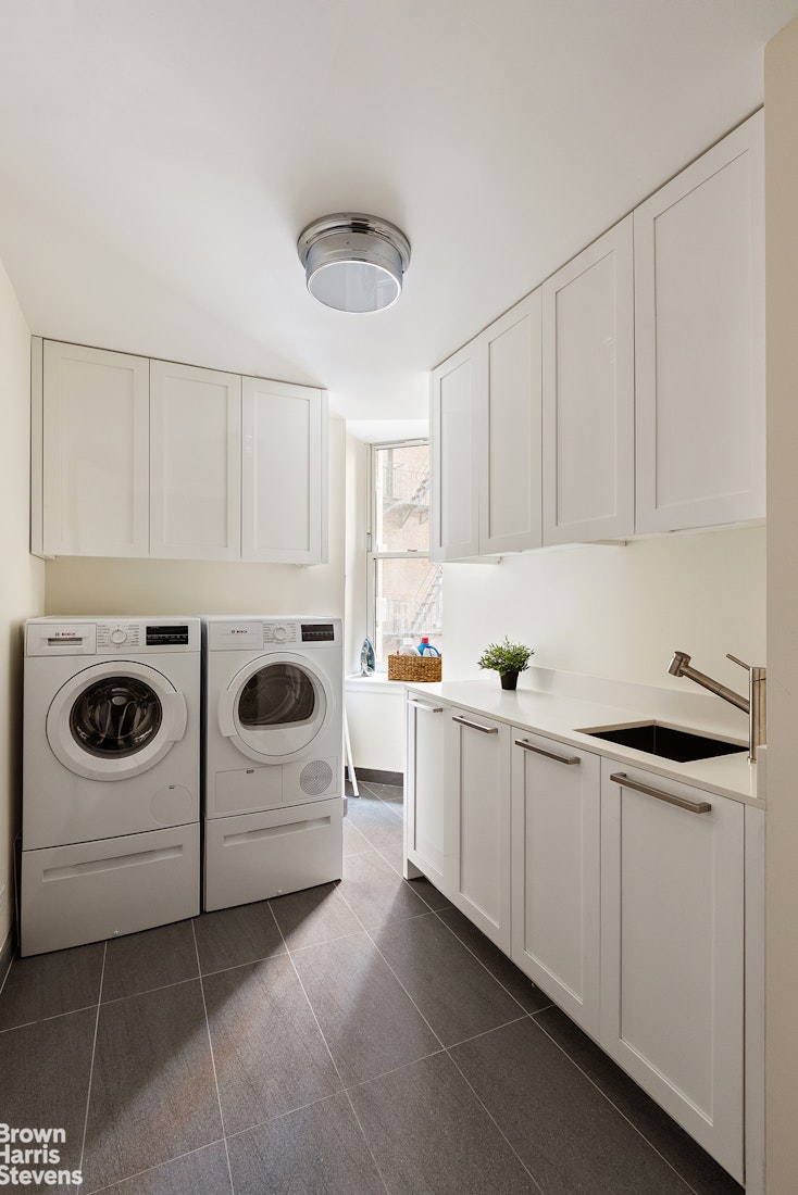 344 West 72nd Street, Unit 508 Manhattan, NY 10023 - Photo 16 of 24