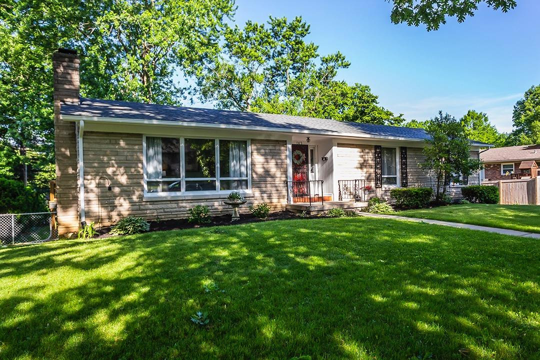 1002 Castleton Way Lexington, KY 40517 - Photo 3 of 36 Listing Photo