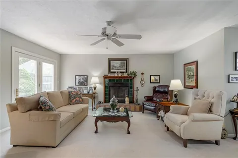 $399,000 | 4505 West 77th Street, Prairie Village, KS 66208