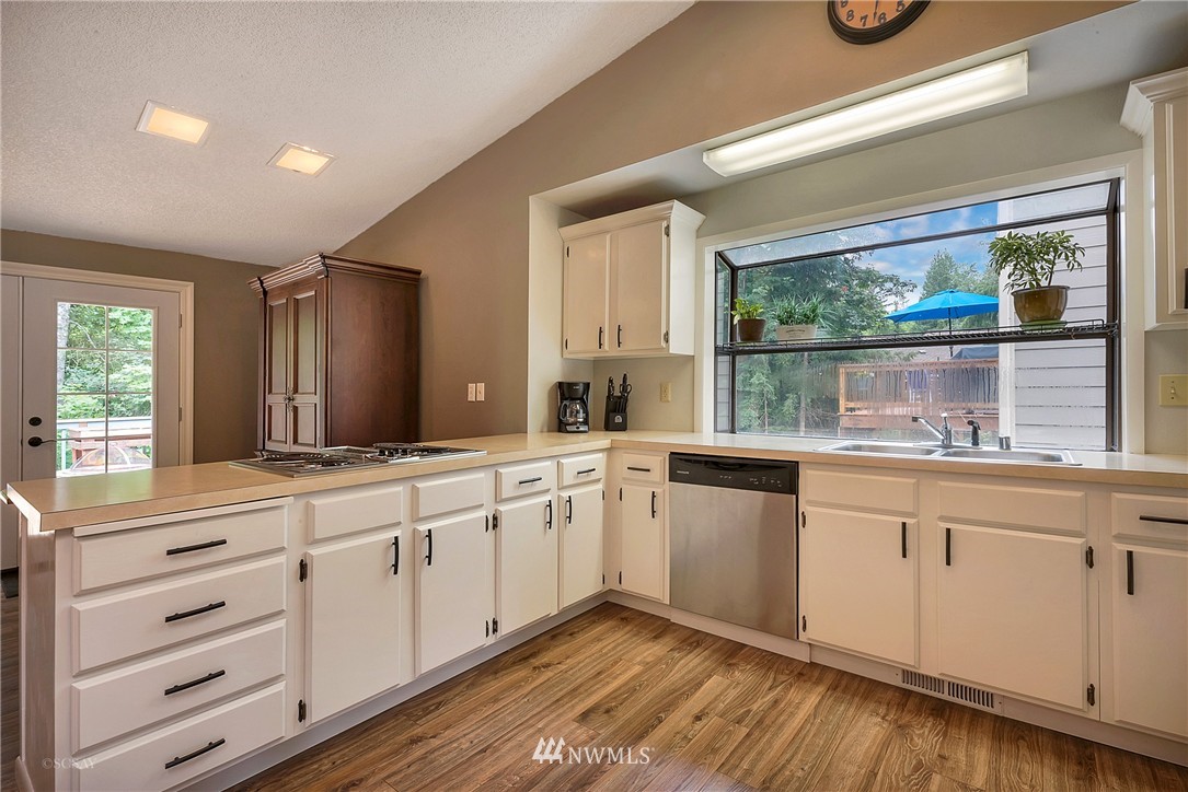 1112 Inverness Lane Bellingham, WA 98229 - Photo 12 of 25 Gallery Image 12