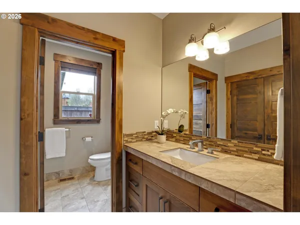 $1,195,000 | 3402 Northwest 117th Place, Portland, OR 97229