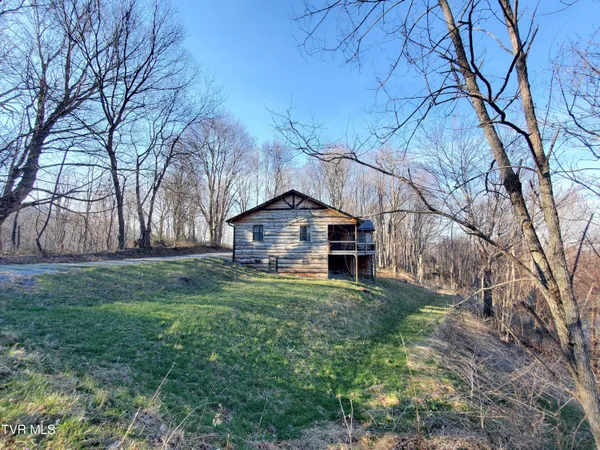 $448,500 | 108 Roan Vw Road, Roan Mountain, TN 37687