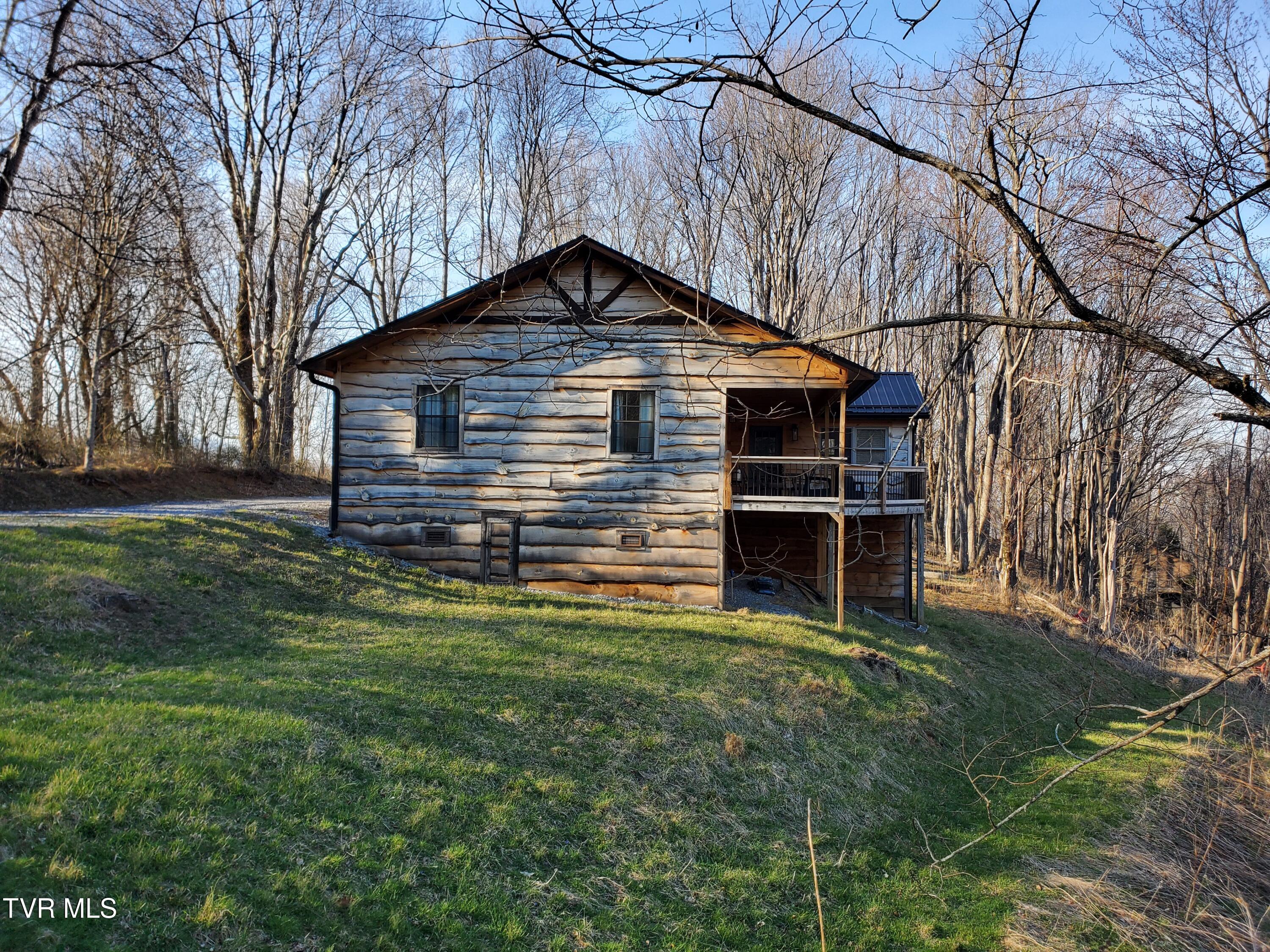 108 Roan Vw Road Roan Mountain, TN 37687 - Photo 29 of 35 20260329_175549